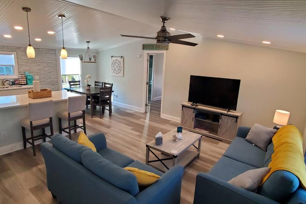 Waterfront Home With Private Dock, Walk To Beach Saint Augustine Eksteriør billede